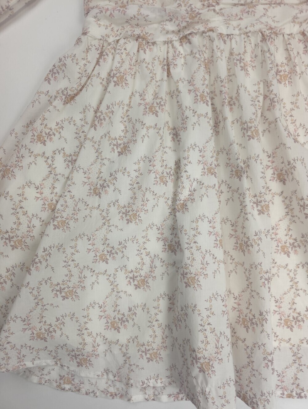 Olivacous White Floral Puff-Sleeve Dress Sz M - Picture 4 of 13